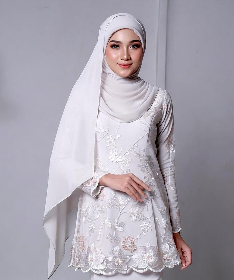 Baju Kurung Hibiscus